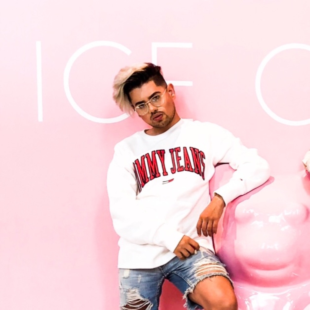 Meet your Posher, Car